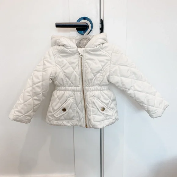 Sold Fall Sale: Liv & Lottie | White Quilted Jacket with Faux Fur Lining - Picture 1 of 6